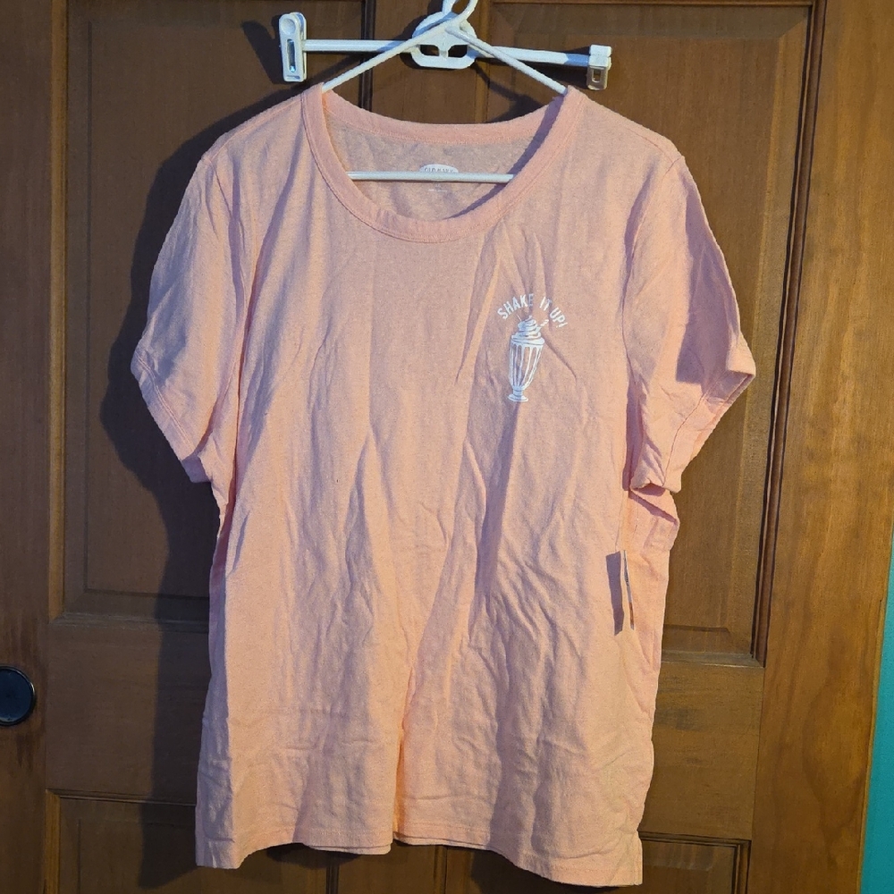 Old Navy Women's Peach Graphic T-Shirt